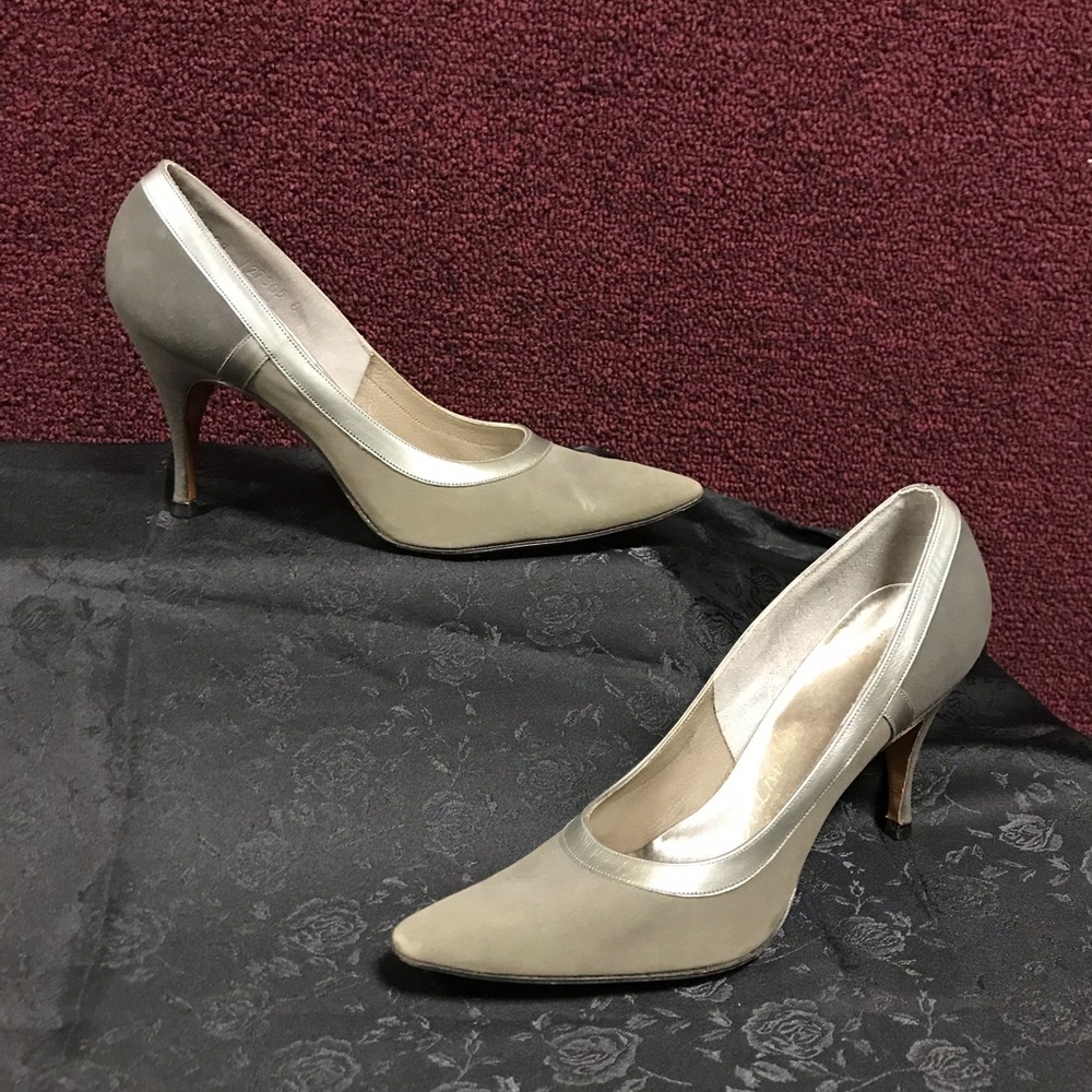 Vintage ladies high heeled shoes 7 1/2AAA